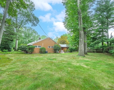 7 Appletree Lane - Photo Thumbnail 31