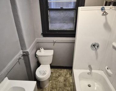 41-43 N Manning Boulevard - Photo Thumbnail 8