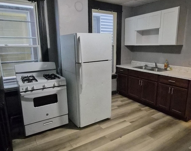 41-43 N Manning Boulevard - Photo Thumbnail 4