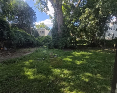 41-43 N Manning Boulevard - Photo Thumbnail 10