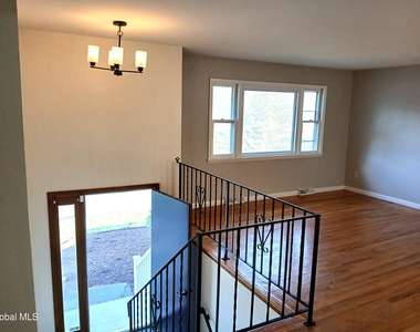 3 Mohawk View Road - Photo Thumbnail 12