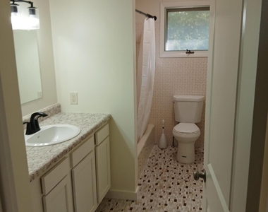 3 Mohawk View Road - Photo Thumbnail 15