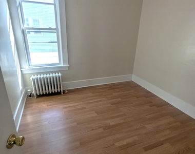 44 Harris Avenue - Photo Thumbnail 21