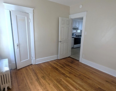 44 Harris Avenue - Photo Thumbnail 19