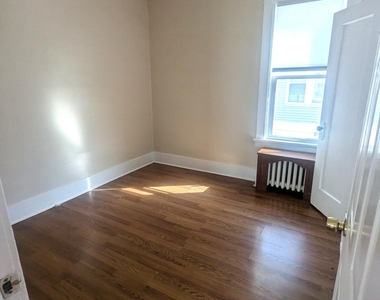 44 Harris Avenue - Photo Thumbnail 17