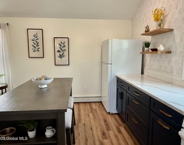 59 S Franklin Street - Photo Thumbnail 11