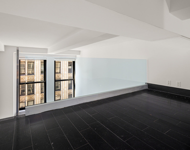 254 Park Avenue S - Photo Thumbnail 3