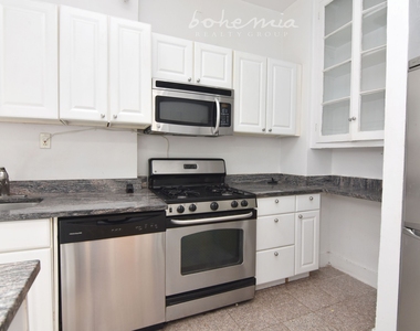 676 Riverside Drive - Photo Thumbnail 2