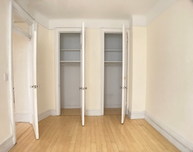 676 Riverside Drive - Photo Thumbnail 8