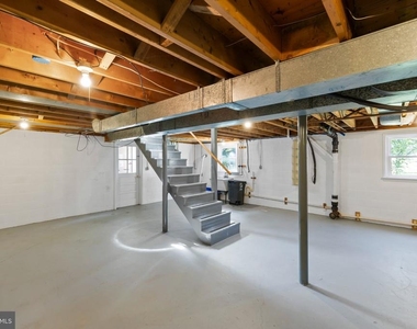 449 Royal Street - Photo Thumbnail 15