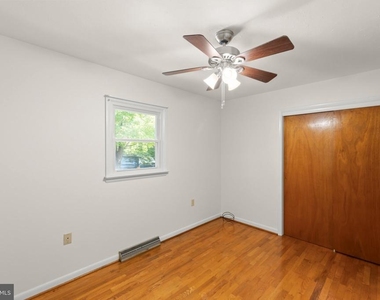 449 Royal Street - Photo Thumbnail 9