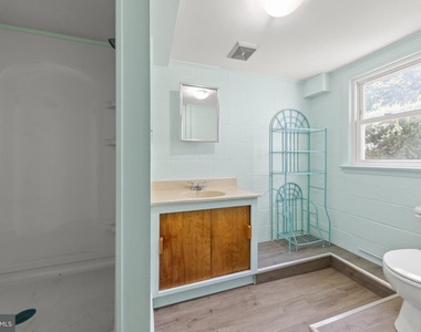 445 Royal Street - Photo Thumbnail 17