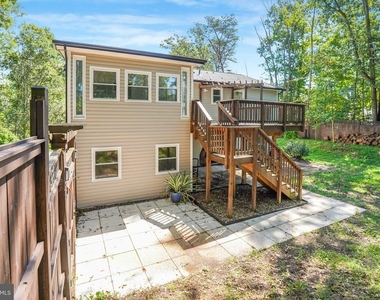 43 Green Leaf Terrace - Photo Thumbnail 37