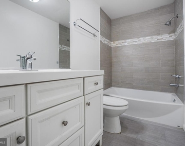 43 Green Leaf Terrace - Photo Thumbnail 18