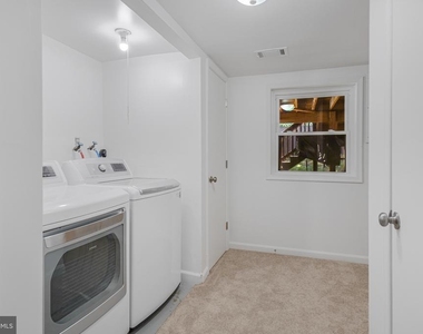 43 Green Leaf Terrace - Photo Thumbnail 28