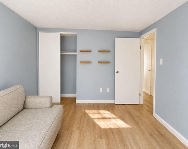 1002 Harbour Drive - Photo Thumbnail 14