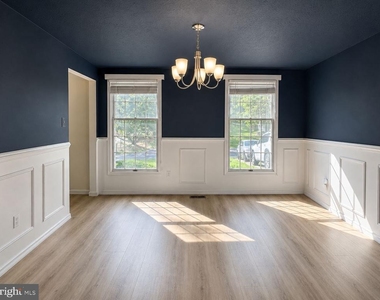 1002 Harbour Drive - Photo Thumbnail 4