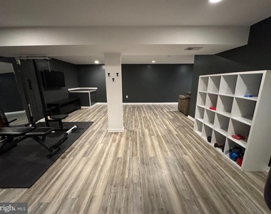 1002 Harbour Drive - Photo Thumbnail 22