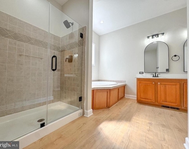 3631 Breaknock Road - Photo Thumbnail 7