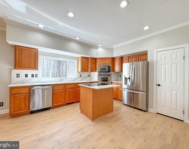 3631 Breaknock Road - Photo Thumbnail 2