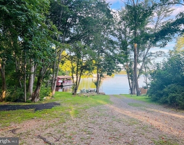 3631 Breaknock Road - Photo Thumbnail 25