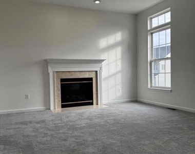 5312 Joshua Tree Circle - Photo Thumbnail 5
