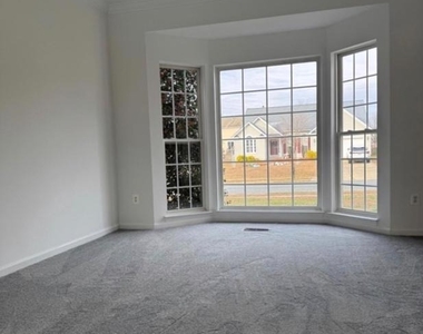 5312 Joshua Tree Circle - Photo Thumbnail 4