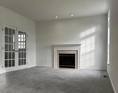 5312 Joshua Tree Circle - Photo Thumbnail 6