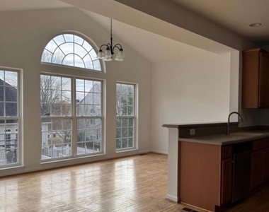 5312 Joshua Tree Circle - Photo Thumbnail 2