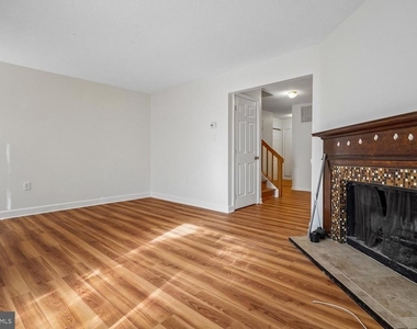 15285 Flintlock Terrace - Photo Thumbnail 3