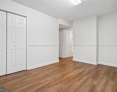 15285 Flintlock Terrace - Photo Thumbnail 14