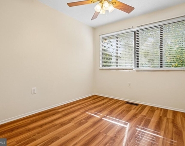 15285 Flintlock Terrace - Photo Thumbnail 11