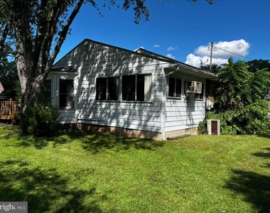 7840 Old Carolina Road - Photo Thumbnail 14