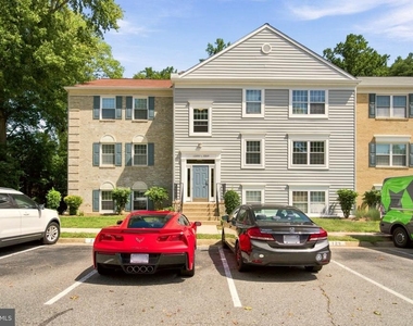 12213 Chaucer Lane - Photo Thumbnail 1
