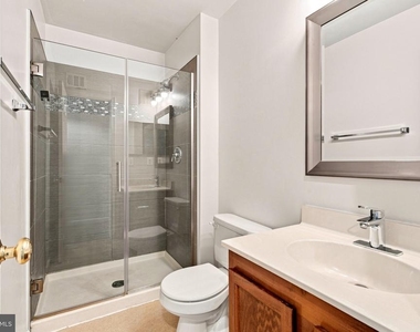 12213 Chaucer Lane - Photo Thumbnail 21