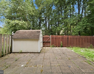 4200 Gerry Lane - Photo Thumbnail 24