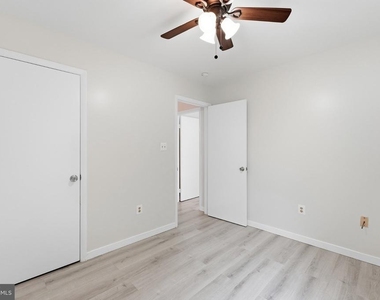 4200 Gerry Lane - Photo Thumbnail 10