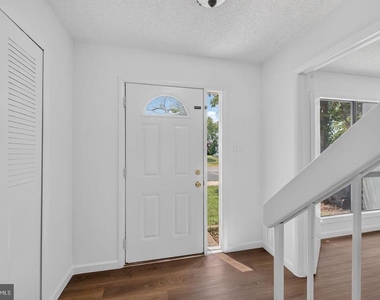 28 Wedgedale Drive - Photo Thumbnail 8