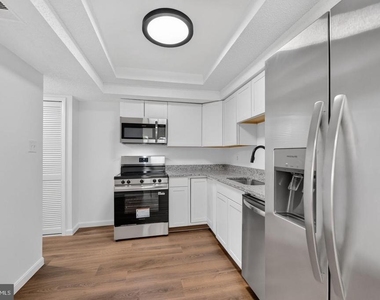 28 Wedgedale Drive - Photo Thumbnail 2
