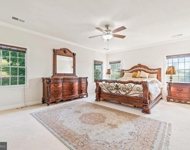 15000 Barlow Drive - Photo Thumbnail 24