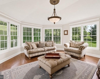 15000 Barlow Drive - Photo Thumbnail 10