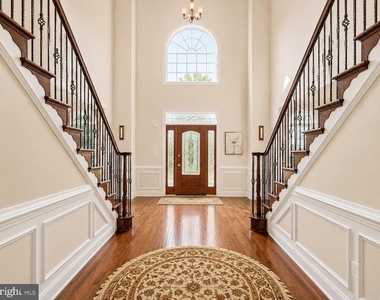 15000 Barlow Drive - Photo Thumbnail 6