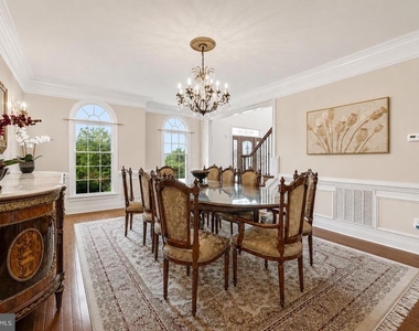 15000 Barlow Drive - Photo Thumbnail 9