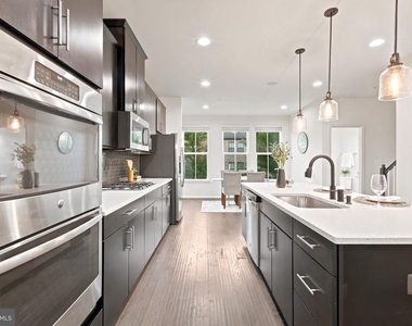 22311 Tees Terrace - Photo Thumbnail 27