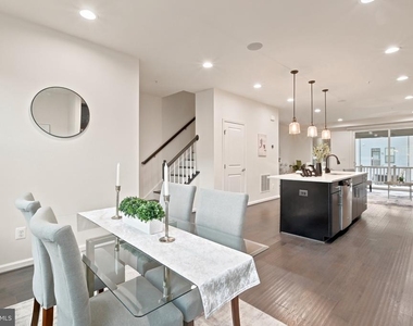 22311 Tees Terrace - Photo Thumbnail 30