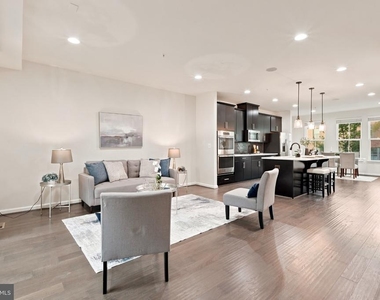 22311 Tees Terrace - Photo Thumbnail 19