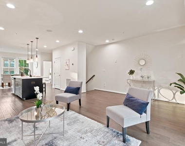 22311 Tees Terrace - Photo Thumbnail 20