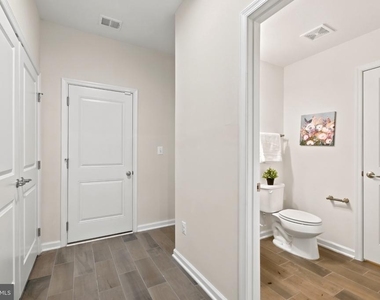 22311 Tees Terrace - Photo Thumbnail 17