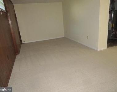 7906 Orange Plank Road - Photo Thumbnail 21