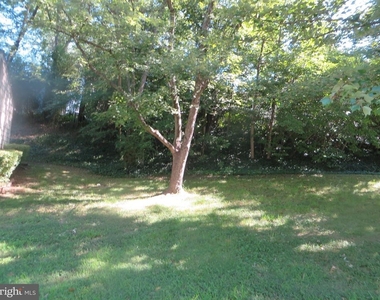 7906 Orange Plank Road - Photo Thumbnail 27